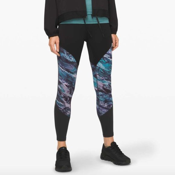 Lululemon Run to Reset Tight 25" Black/Frozen Island Multi 4 - Picture 3 of 16